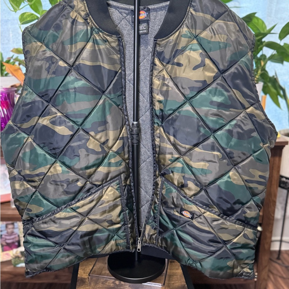 Dickies Camouflage Quilted Vest